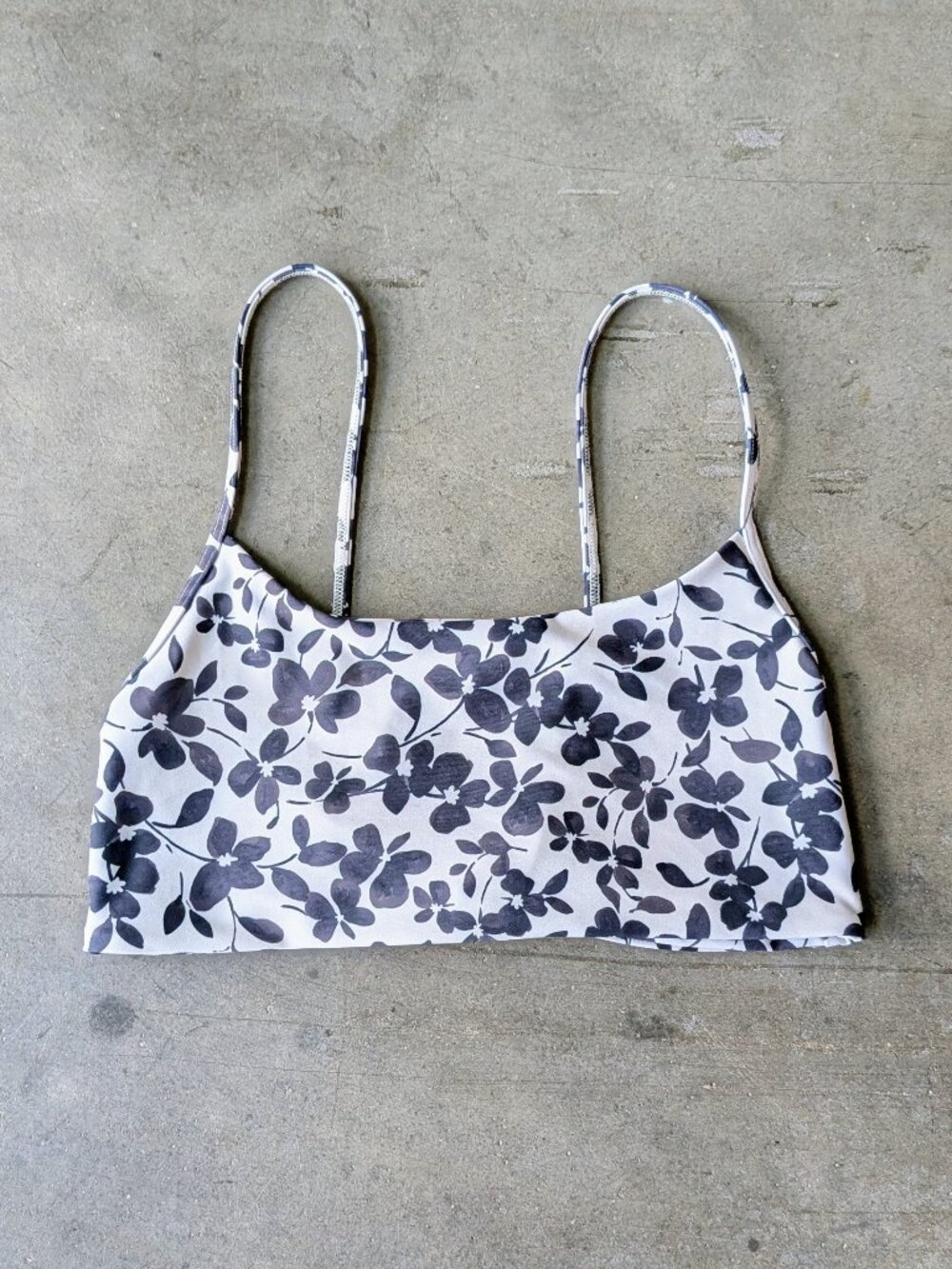 Skatie Maddie Bikini Top in Greenwich Black White Floral size XL NWT